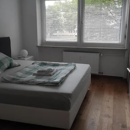 Brilliant Messe Apartment *